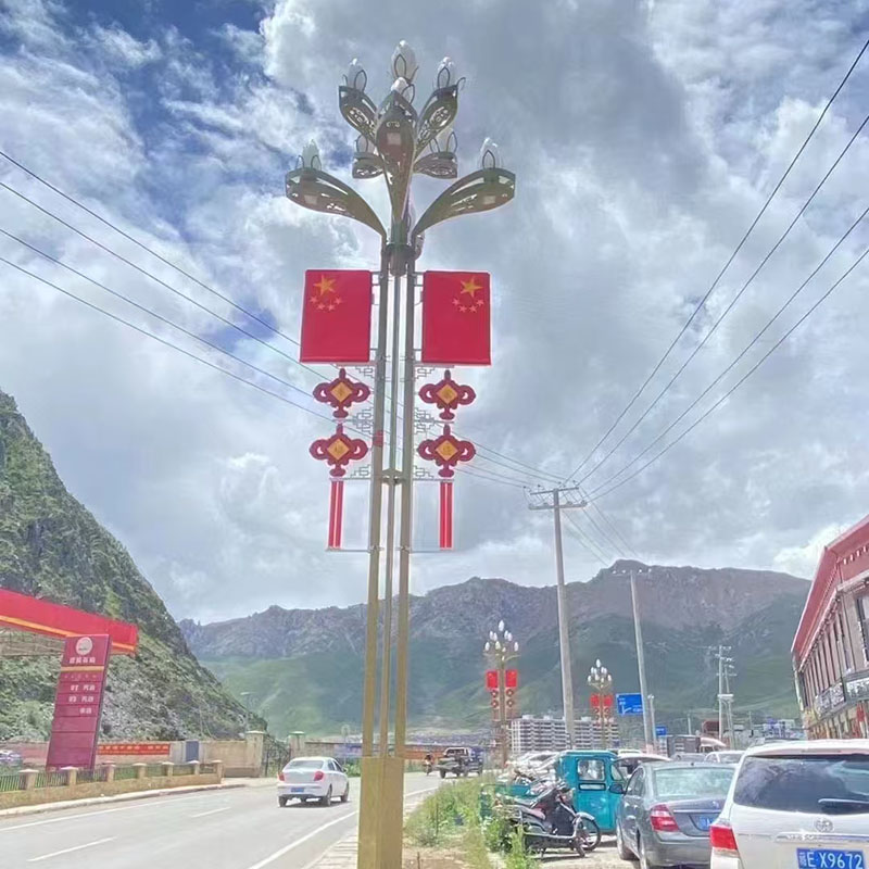 张掖抱箍太阳能路灯生产厂家